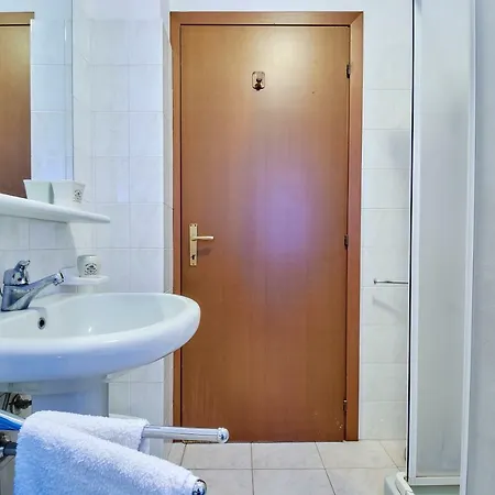 Casa Girasole Apartment Lierna